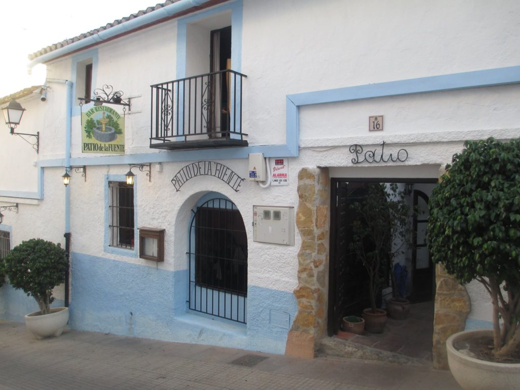 restaurants in calp patio de la fuente