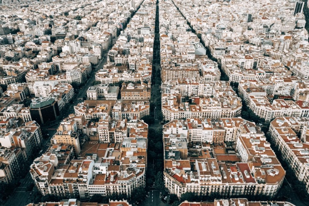 Barcelona-mit-Kindern-Vogelperspektive